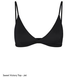 BNWT Left on Friday Sweet Victory Top - Small in Jet (black)